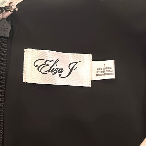 NWT Eliza J Floral Fit & Flare Women’s Dress - Picture 11 of 11